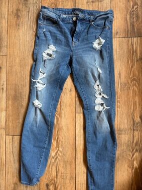 Aeropostale Distressed Blue Skinny Jeans